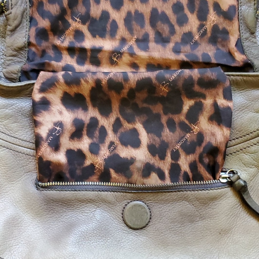 FINAL MARKDOWN- B. Makowsky Cynthia bag - Picture 7 of 16